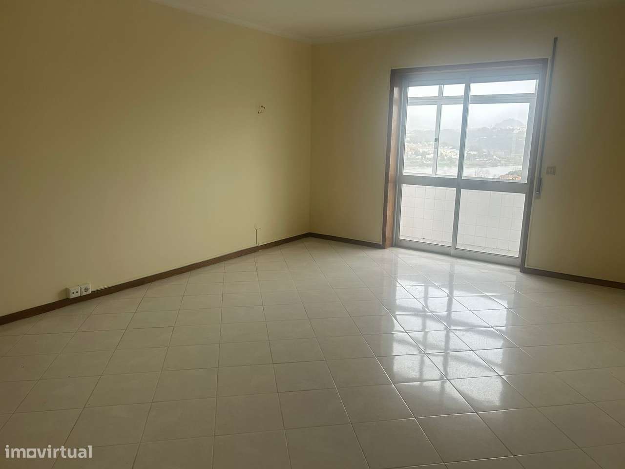 T2+1 luminoso e espaçoso em Oliveira do Douro, Vila Nova de Gaia - Grande imagem: 4/10