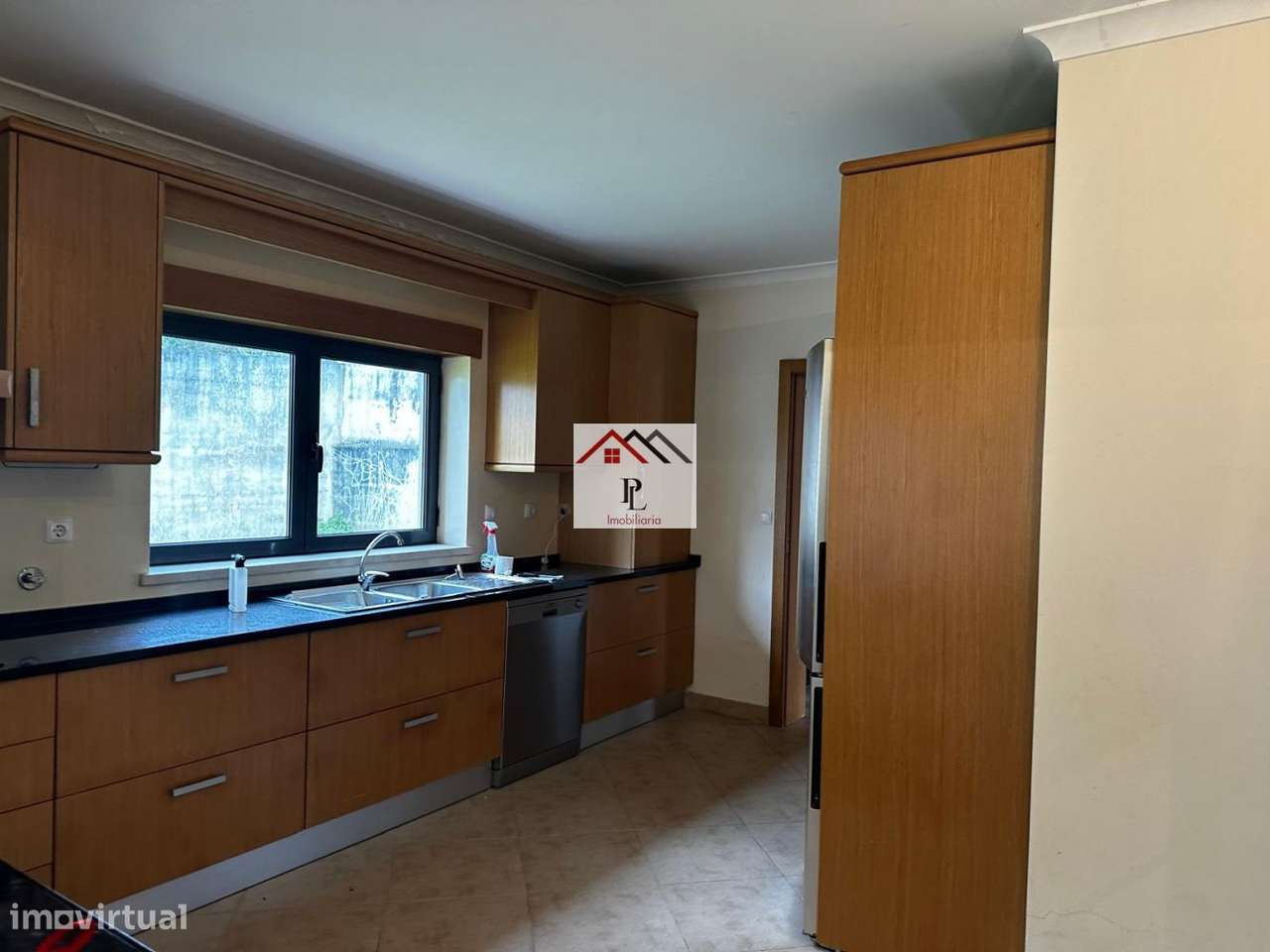 Moradia  T4 isolada inserida num lote de 700m2 em Penela  (V907MS)-14