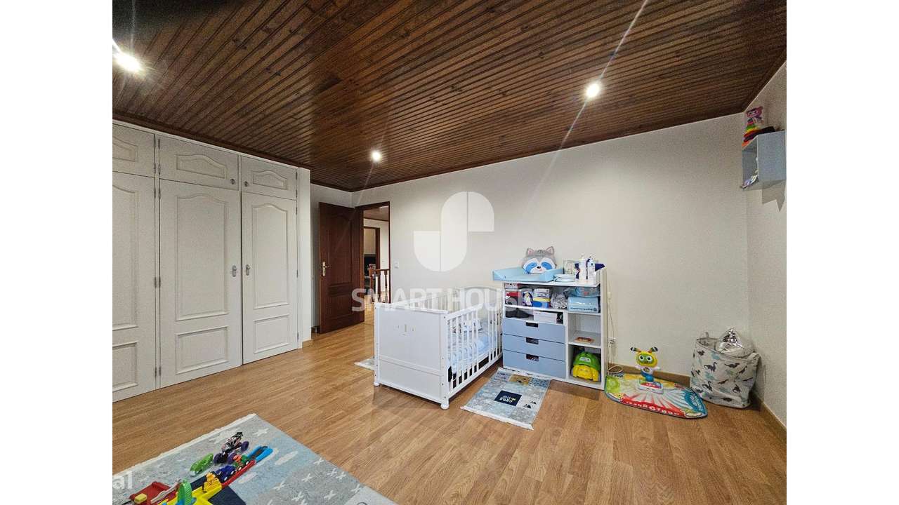 Moradia T4 Poços c/ terreno-27