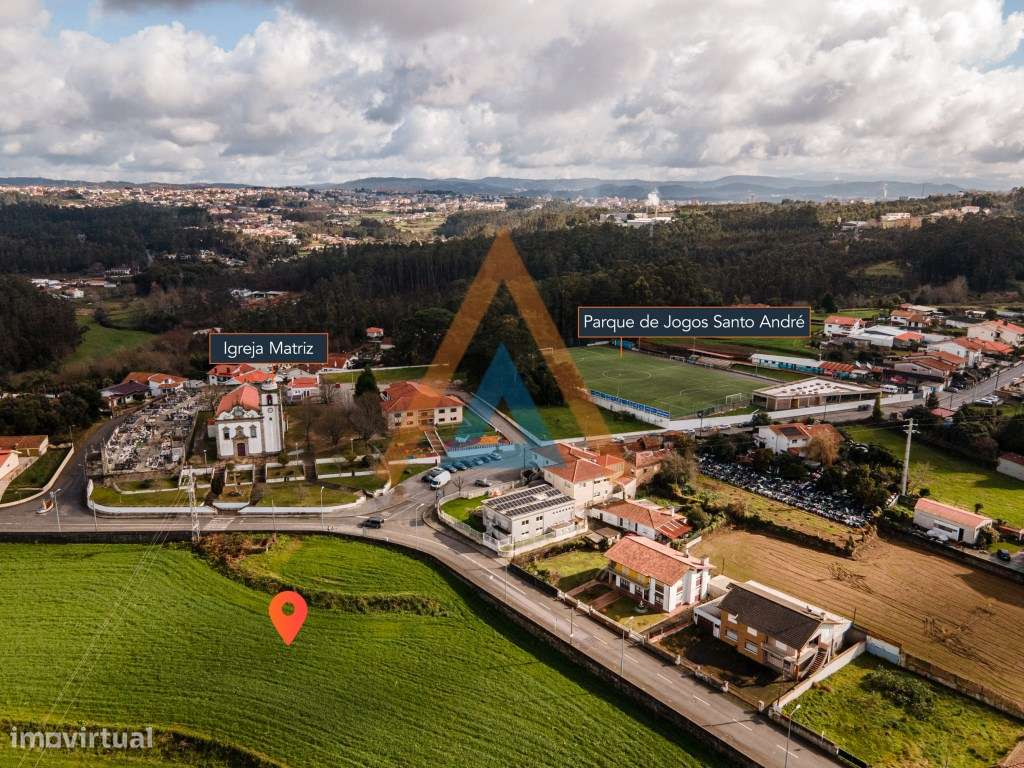 Terreno no Centro de Mosteirô - Grande imagem: 2/20