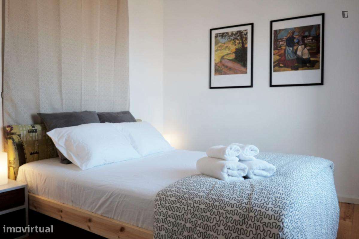 Apartamento com 4 quartos - localizado em Princípe Real Lisbon - Grande imagem: 4/10