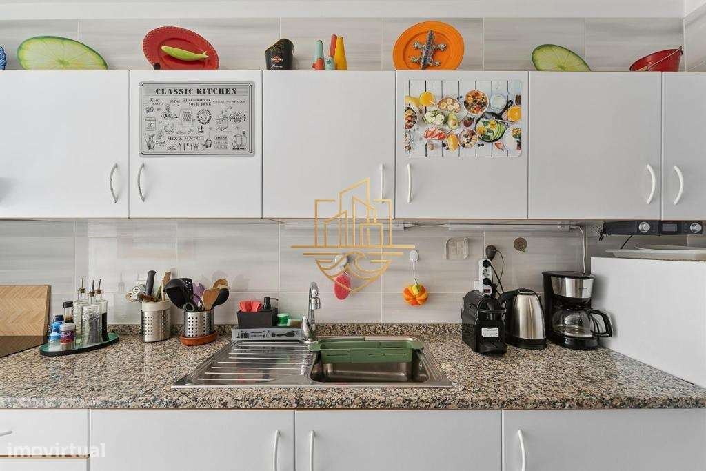 T1 Remodelado e Mobilado com Marquise | Centro do Porto-18