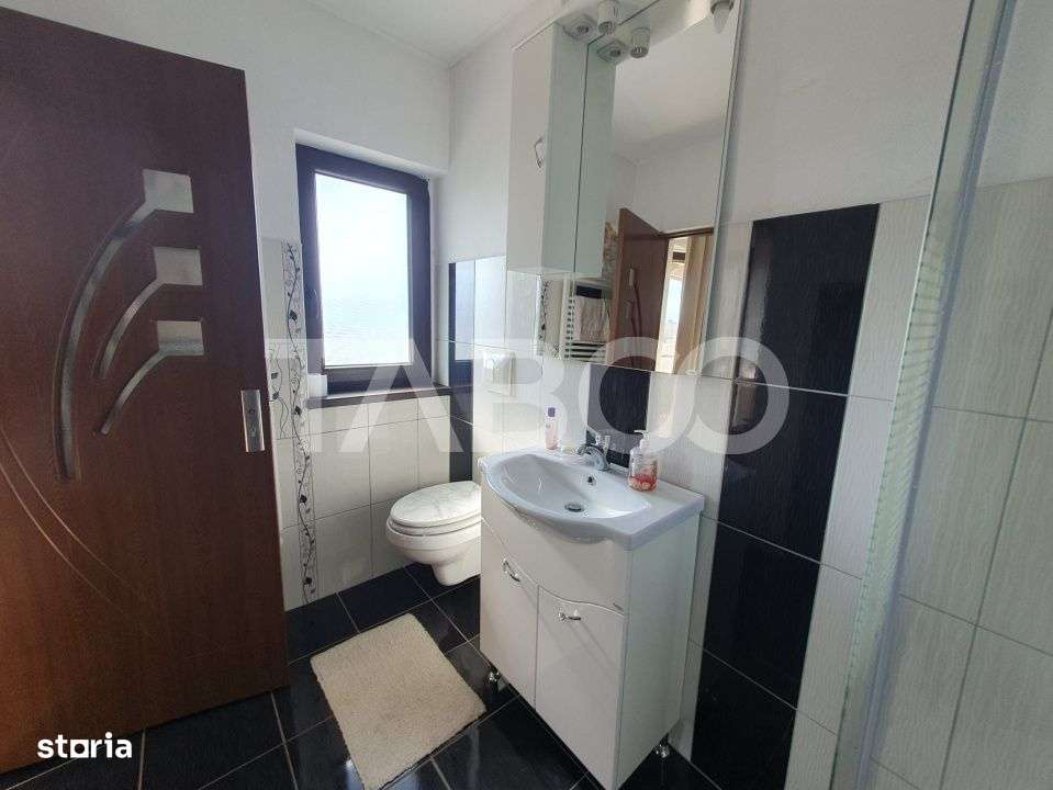 Casa 5 camere 3 bai 2 terase garaj magazie de vanzare 180 mp utili-18
