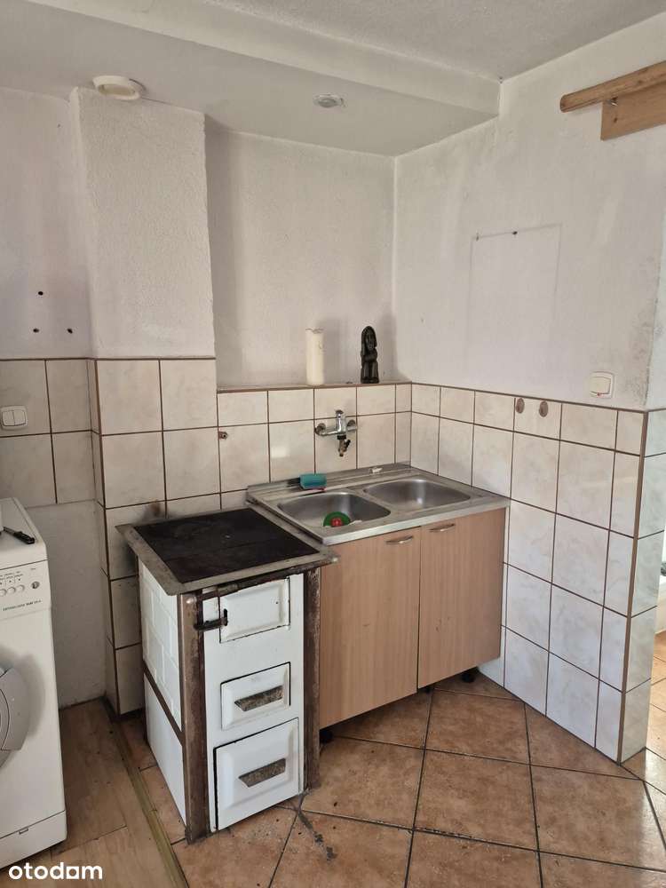 Mały biały domek-4