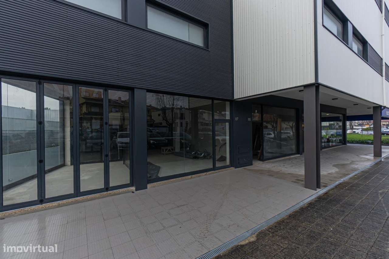 Loja Nova para RESTAURAÇÃO na Zona Industrial de Alfena - Grande imagem: 4/27