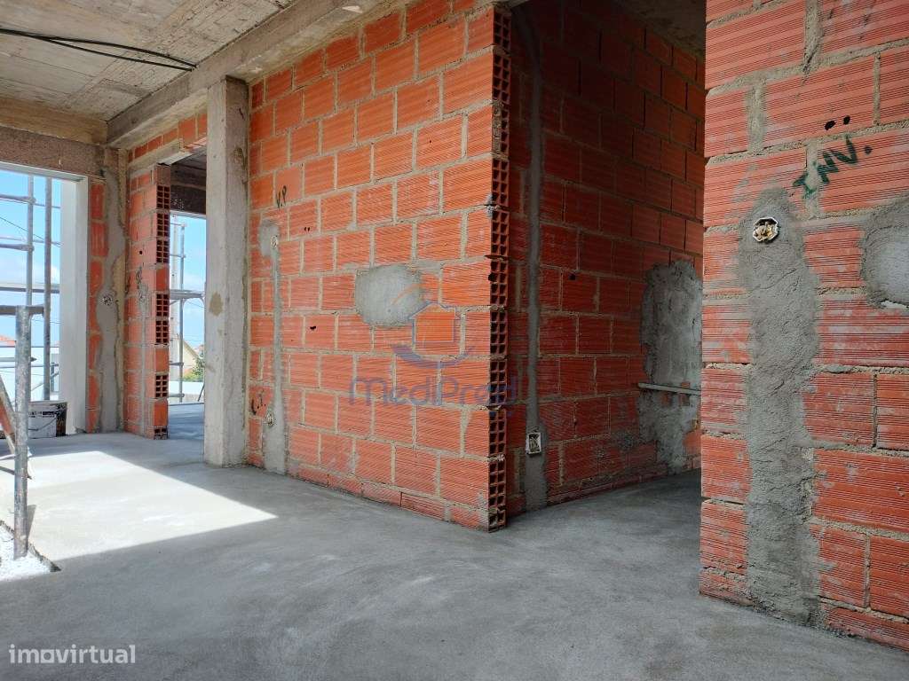 Moradia T4 c/ Piscina | B.º Trigache Norte, Famões - Grande imagem: 5/31