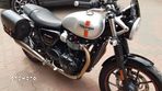 Triumph Street Twin - 22