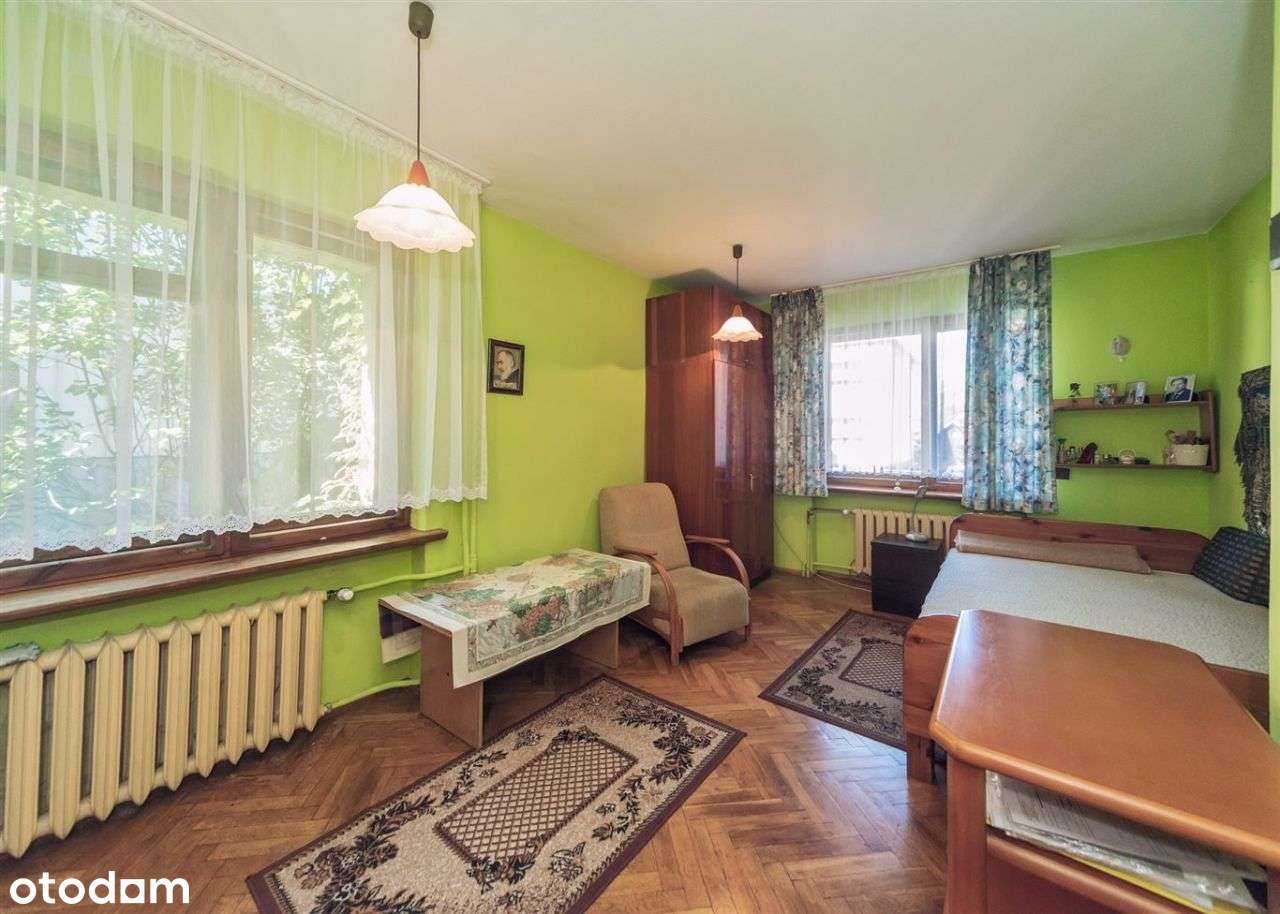 Klimatyczny dom w Błoniach-16