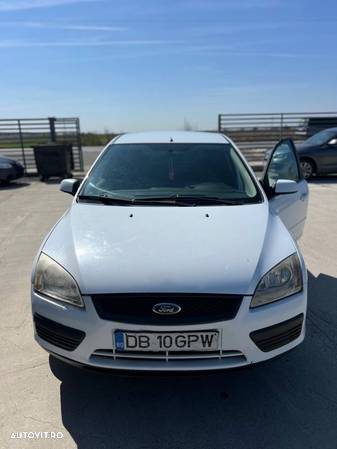 Ford Focus - 2