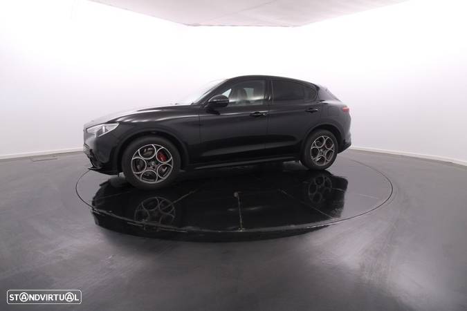 Alfa Romeo Stelvio 2.2 D Sprint AT8 - 3