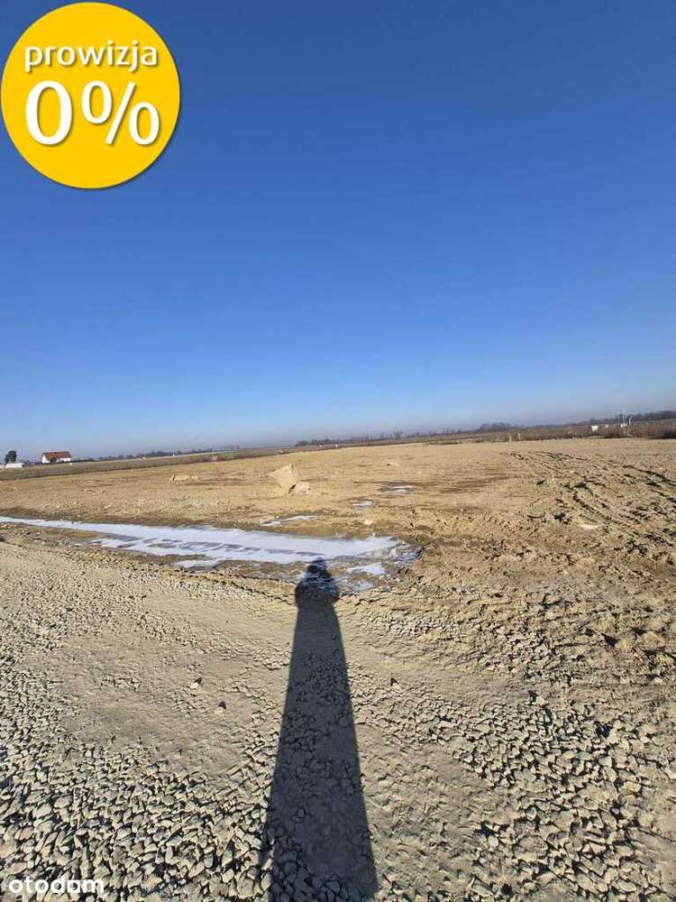 Działka ze wszystkimi mediami + droga z kostki-3