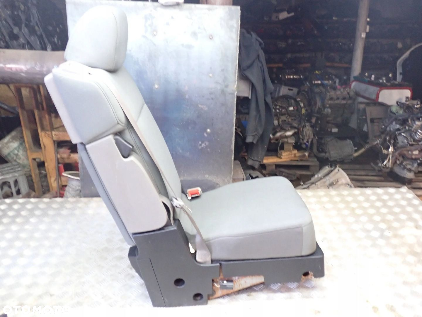 Fotel Środkowy Składany Podłokietnik 6 Osobowy Cupholder Ford F150 2015- - 12