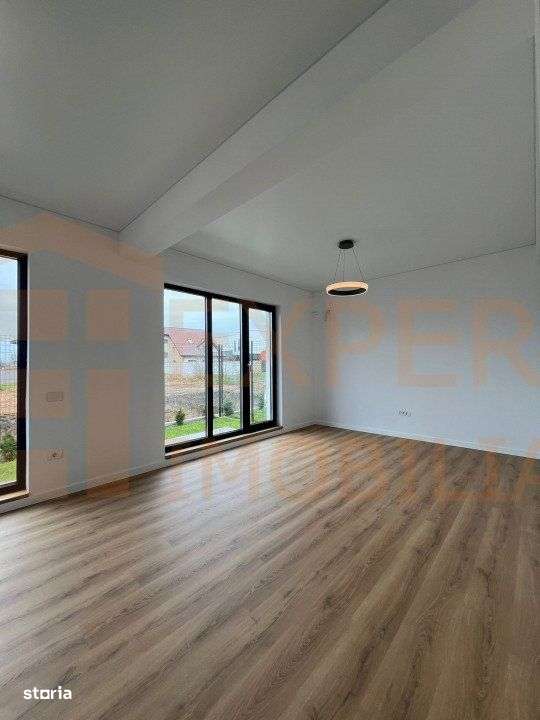 Casa P+1, situata in zona PALAZU MARE - Imagine principală: 4/19