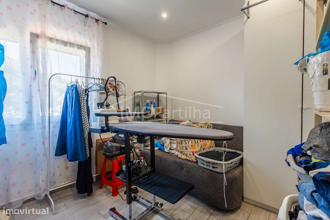 Apartamento T3 à venda na Rua Torcato Jorge-19
