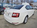 Skoda Octavia 2.0 TDI DSG Style - 5