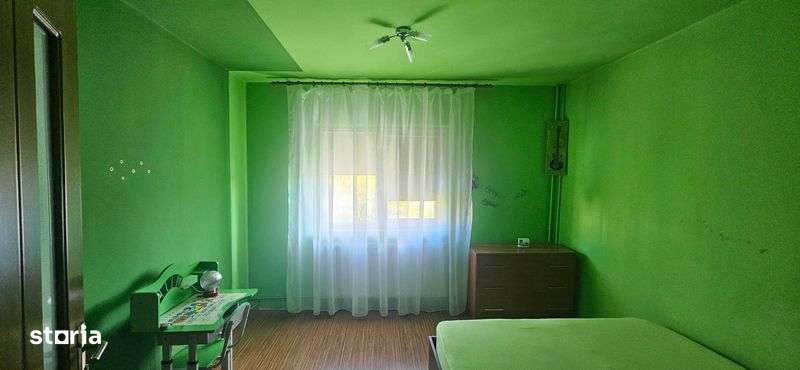 Inchiriez apartament 3 camere - Imagine principală: 4/4