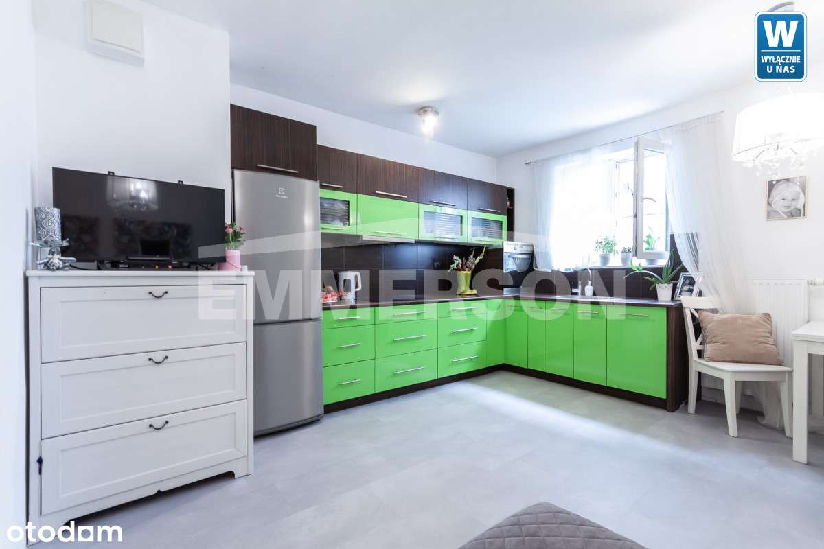 Piękne 2- pokojowe mieszkanie (obok metro i park)-1