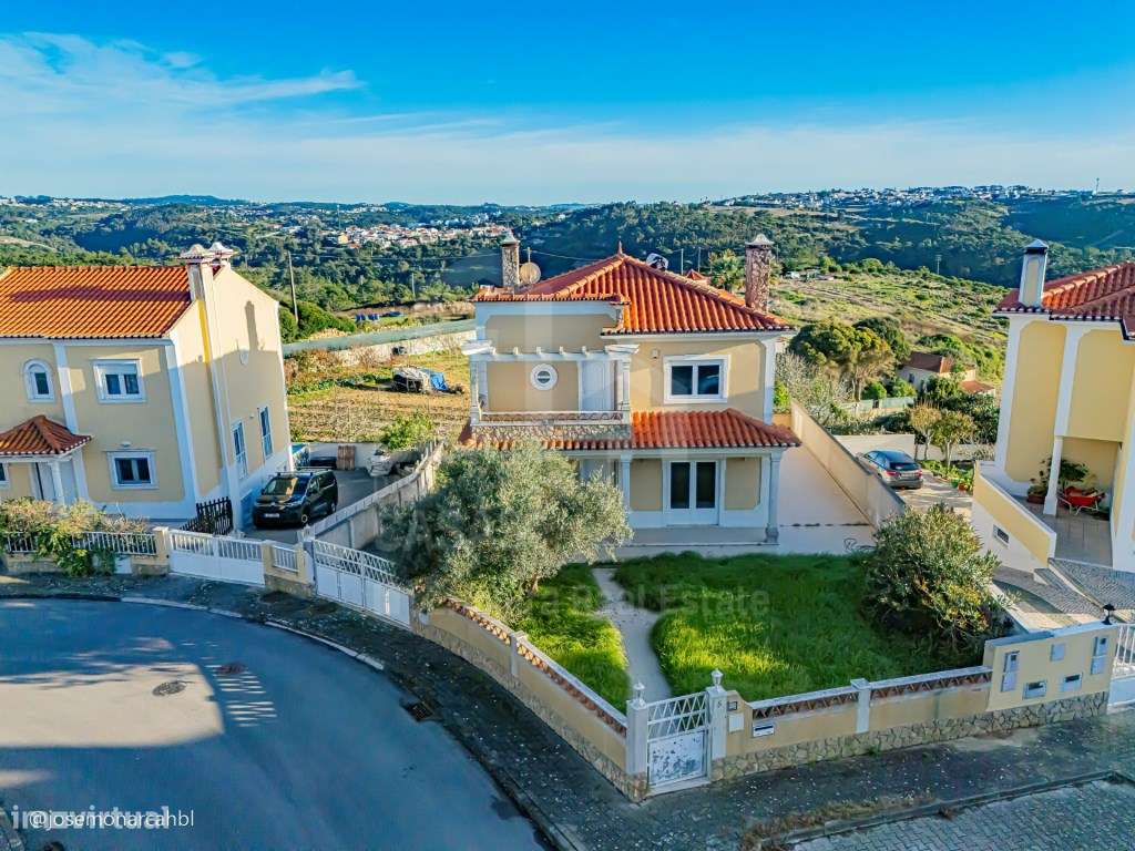 Vende Moradia T3 - Ericeira 2,5 km, A Casa das Casas - Grande imagem: 4/48