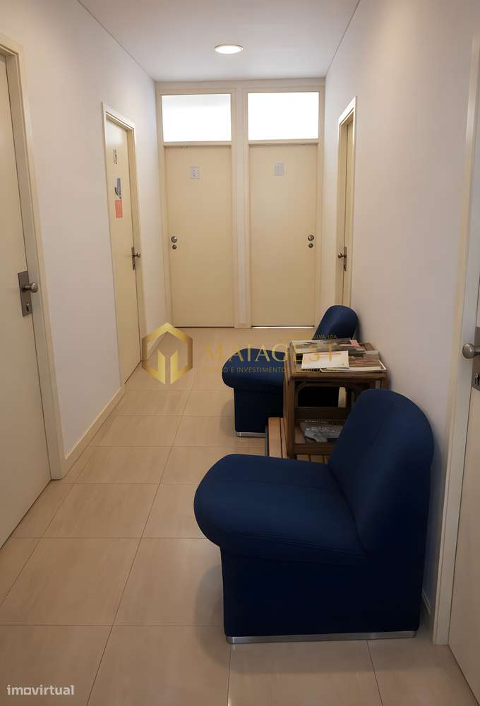 Escritório Pronto a Usar junto à Igreja da Areosa - Grande imagem: 5/7