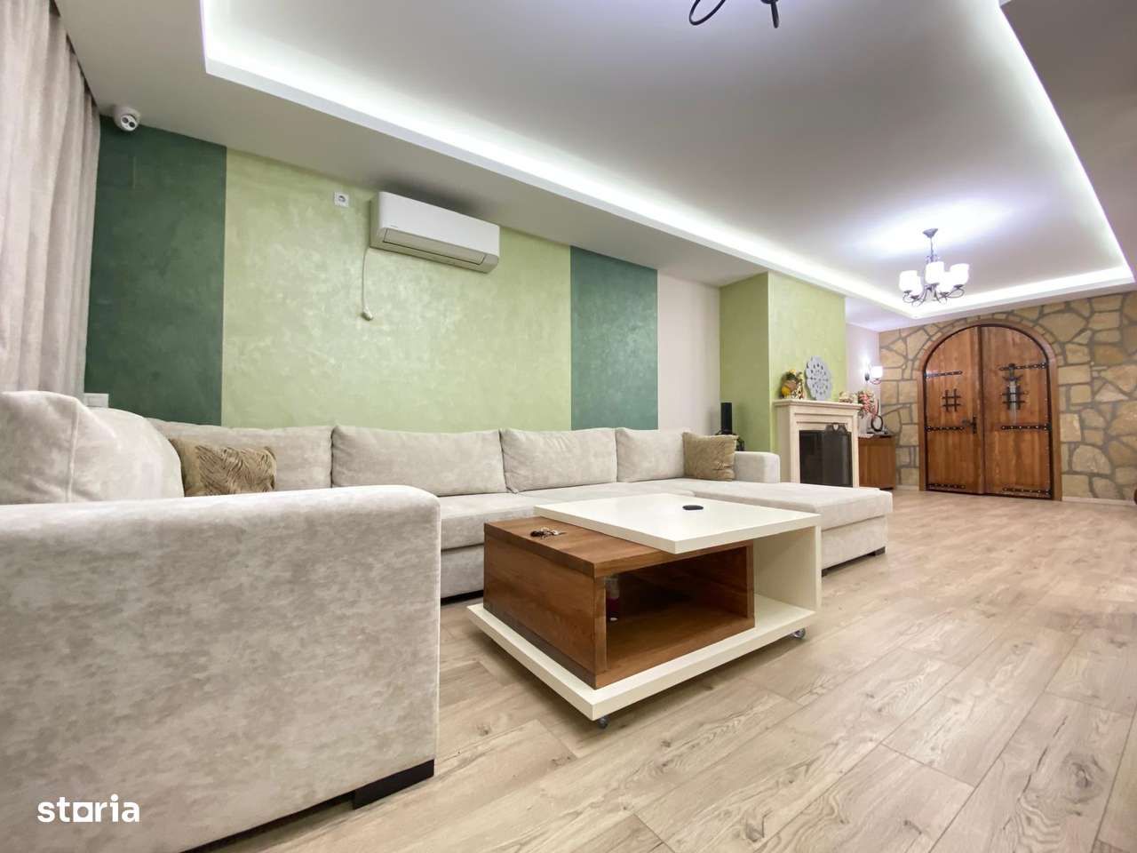 Casa 5 camere Valea Ursului Miroslava, crama, garaj , 1030 mp teren - Imagine principală: 5/12
