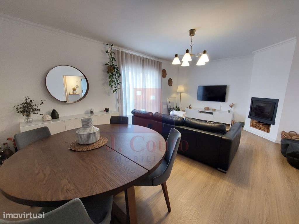 Apartamento T3 com Garagem Fechada - Grande imagem: 3/33