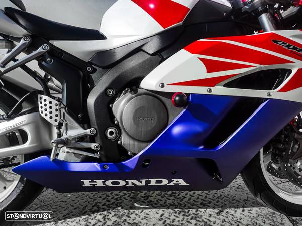 Honda CBR 1000 RR - 18