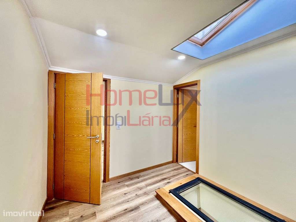 Moradia T4+1 em São Roque-24