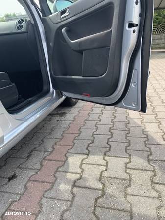 Volkswagen Golf Plus 1.2 TSI BMT Trendline - 16