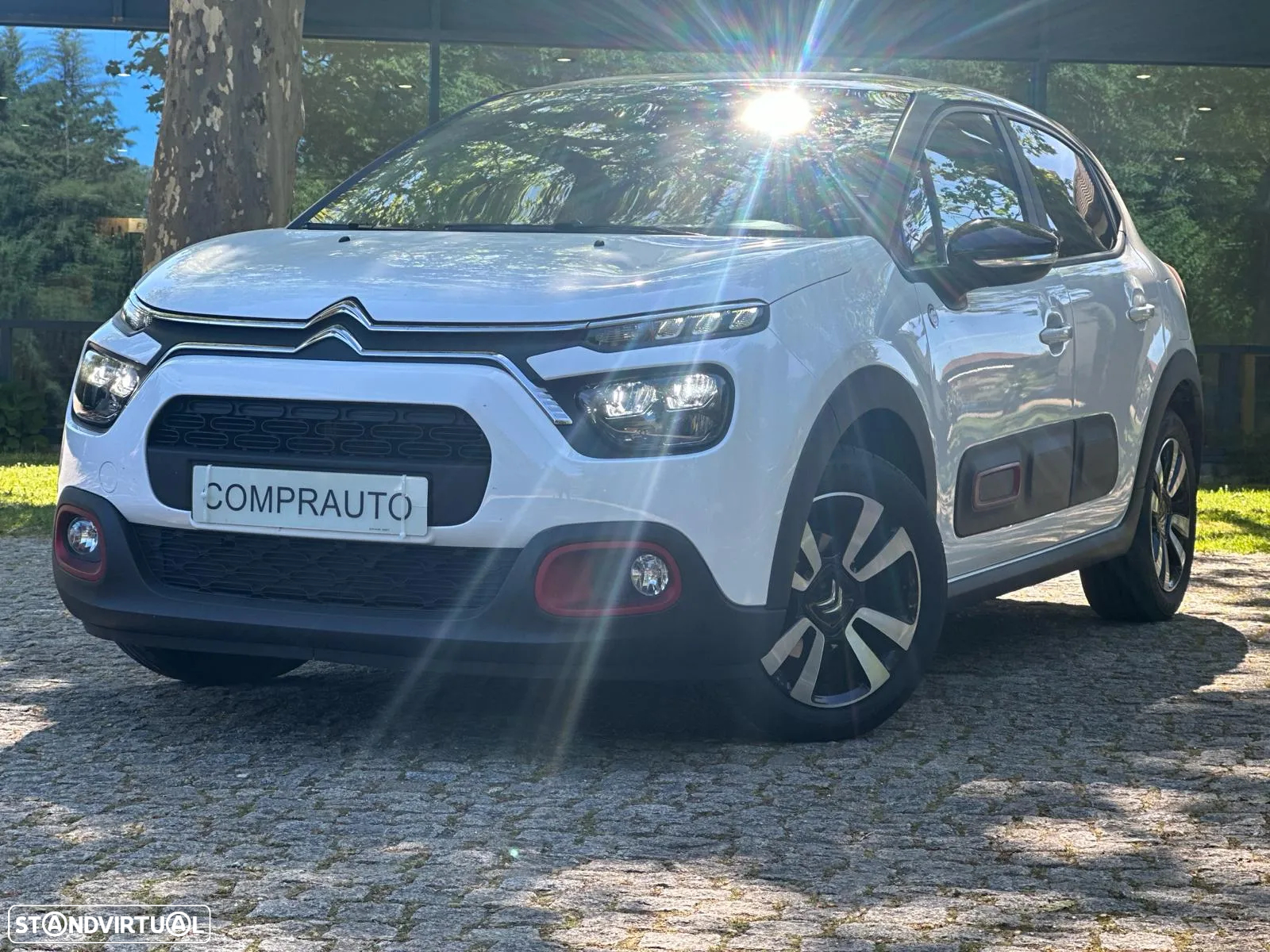 Citroën C3 1.2 PureTech C-Series - 2