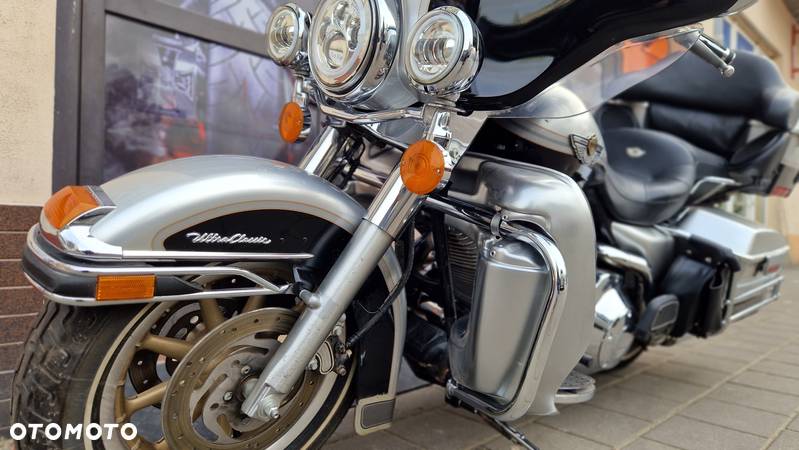 Harley-Davidson Electra - 13