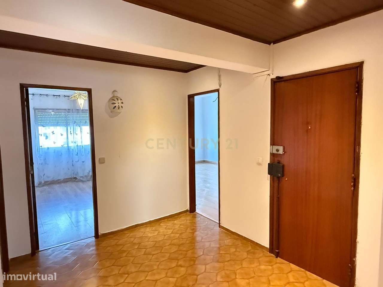 T3 no Coração da Arrentela – Oportunidade Única! 250.000 Euros-16