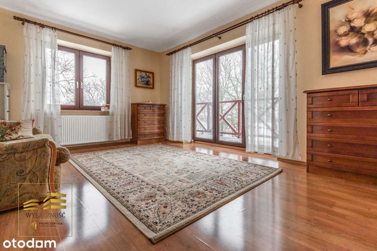 Dom wolnostojący  6 pokoi z dużą działką-11