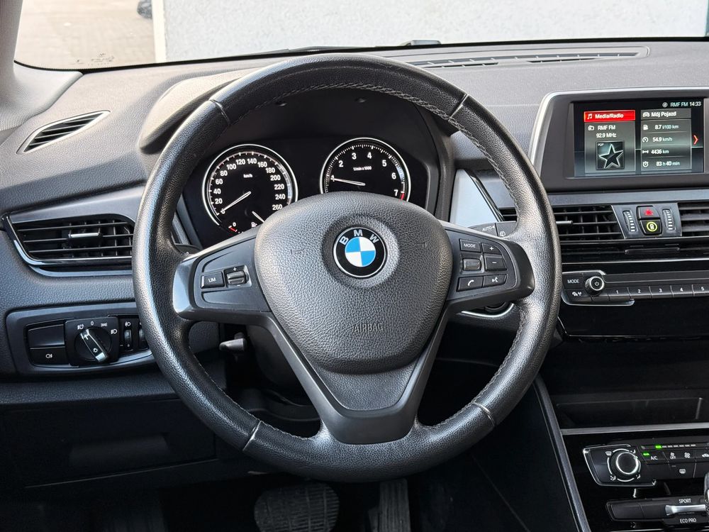 BMW Seria-2 218I 2019 — zdjęcie 7