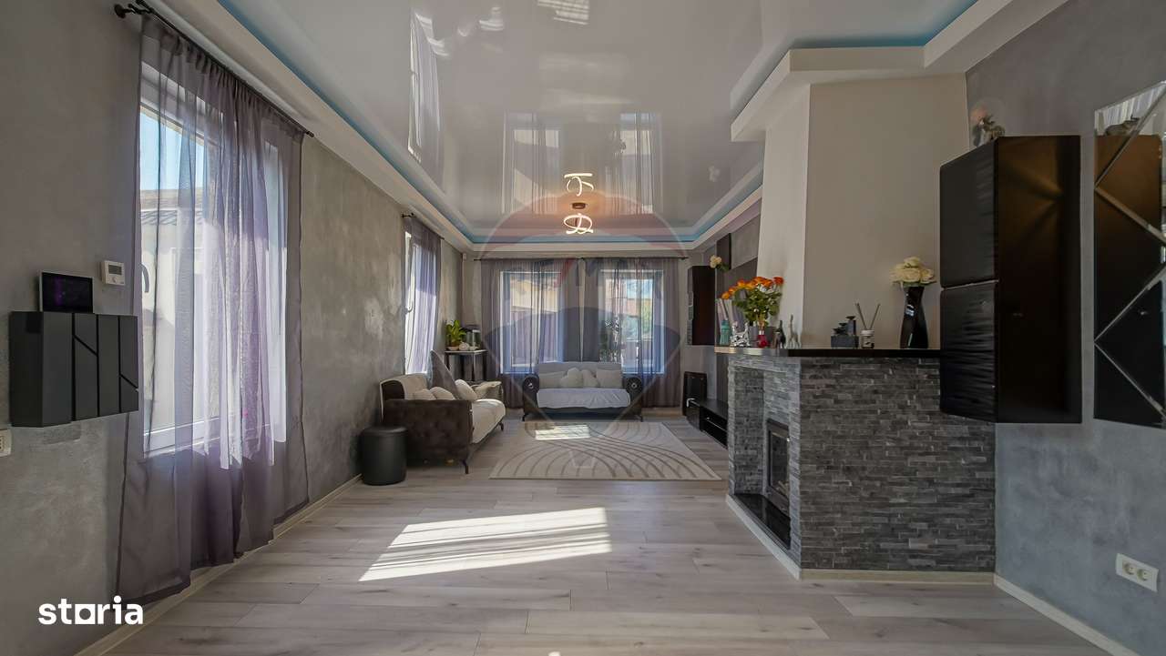 Casă / Vilă Săsească cu 6 camere de vânzare in Vulcan, Brasov - Imagine principală: 4/20