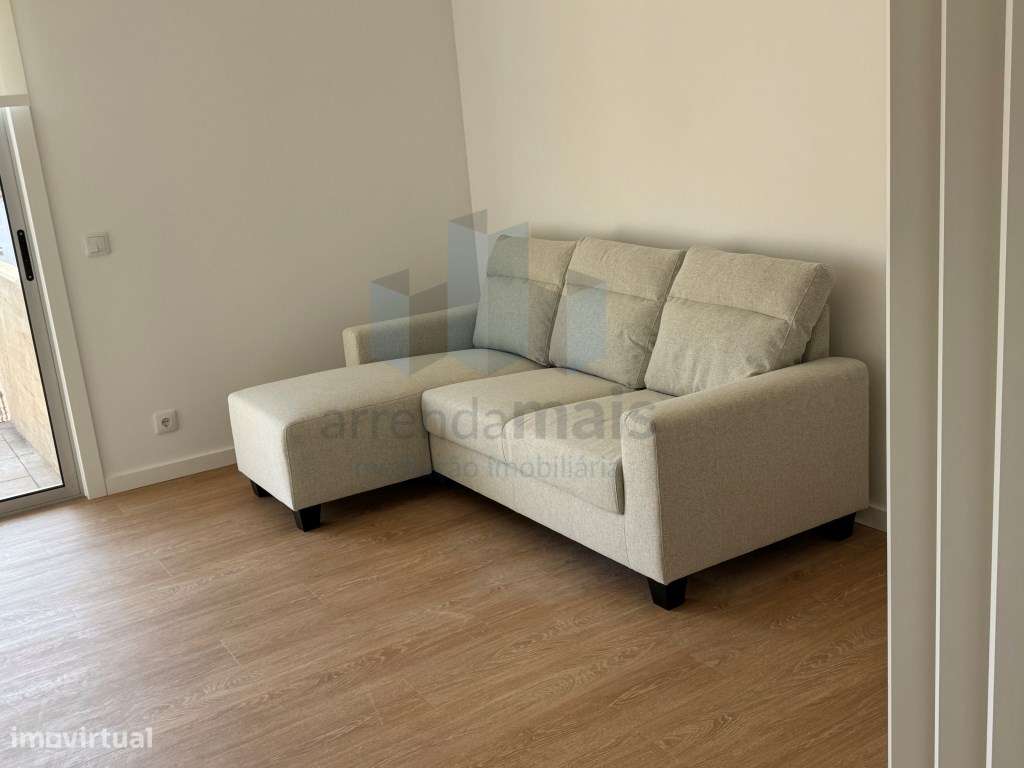 Arrenda-se apartamento T2 Totalmente mobilado em Coimbra - Grande imagem: 5/18