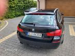 BMW Seria 5 528i Touring - 3