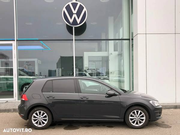 Volkswagen Golf 1.2 TSI BMT Comfortline - 8