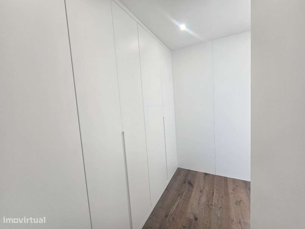 Apartamento T3, com varanda, arrecadação e parqueamento - Quinta do...-20