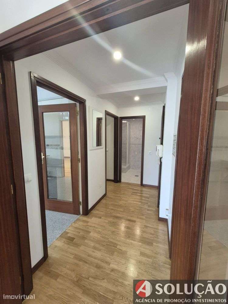 Apartamento T2 em Oliveira do Douro-22