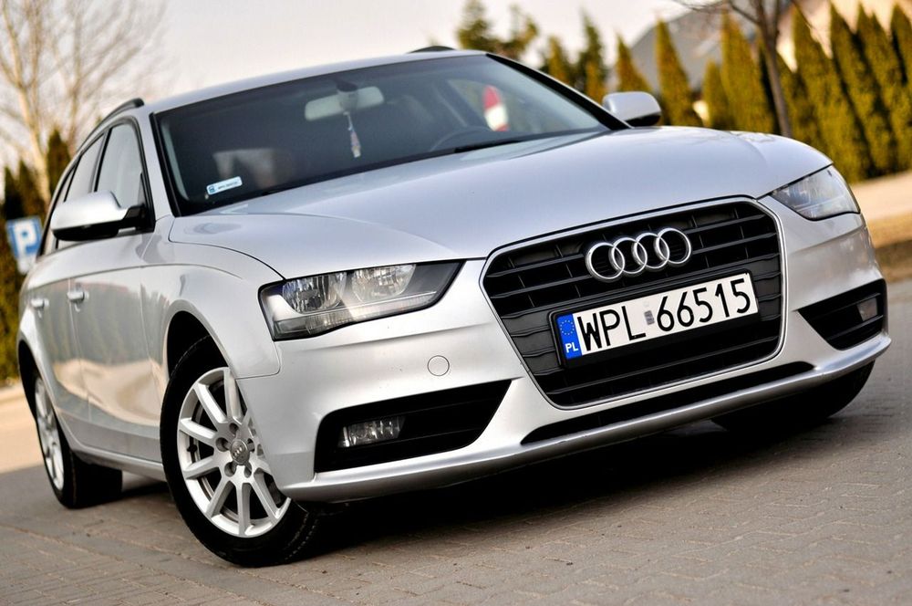 Audi A4 B8 (2007-2015) 2.0 TDI DPF Ambiente 2013