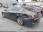 Lexus ES 300h Prestige - 3