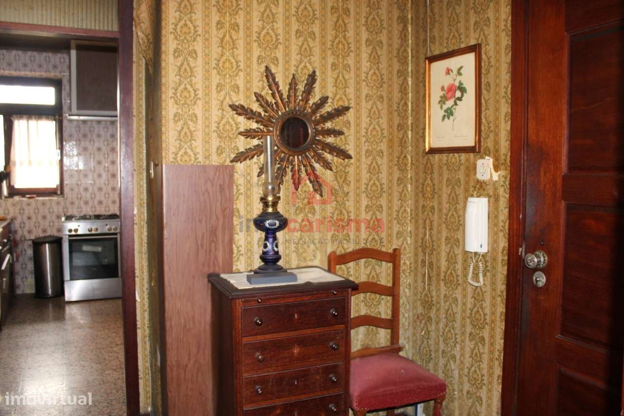 Apartamento T4 no centro de Guimarães-12