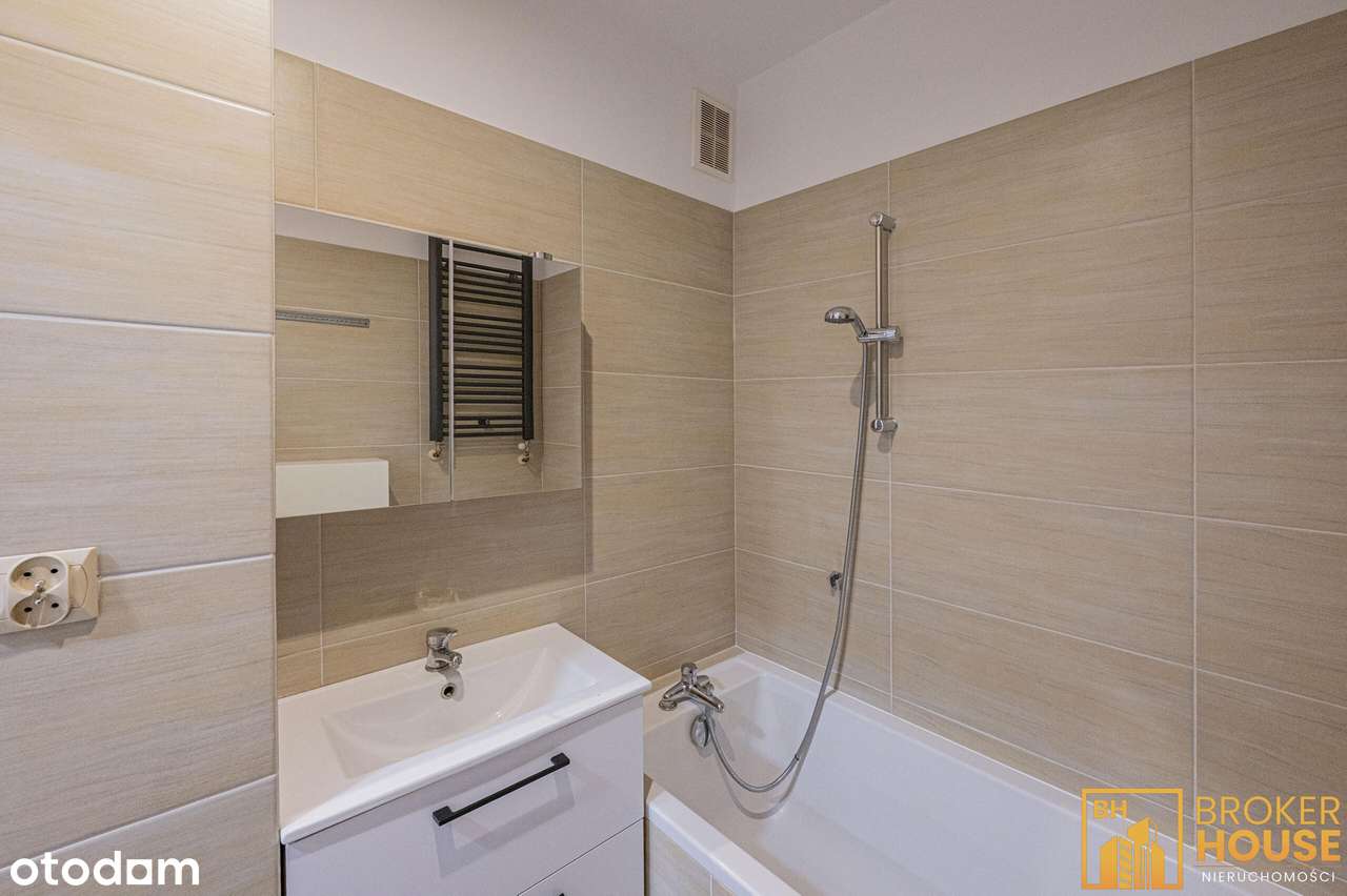 Przestronne i jasne mieszkanie na parterze z dużym balkonem!-13