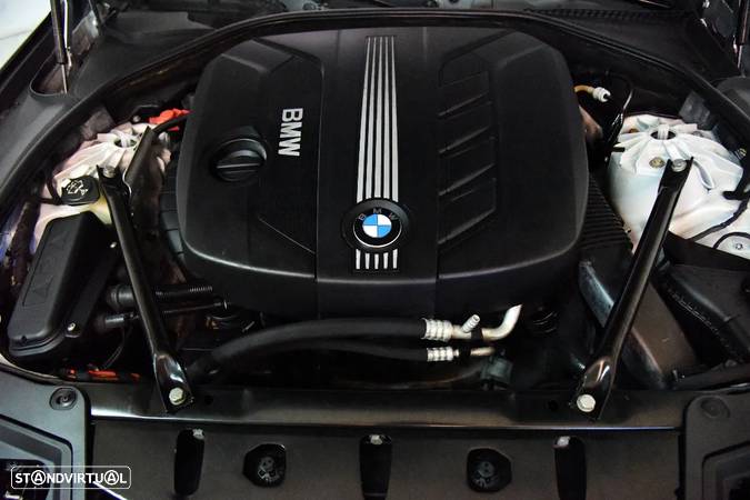 BMW 525 d Exclusive Auto - 8