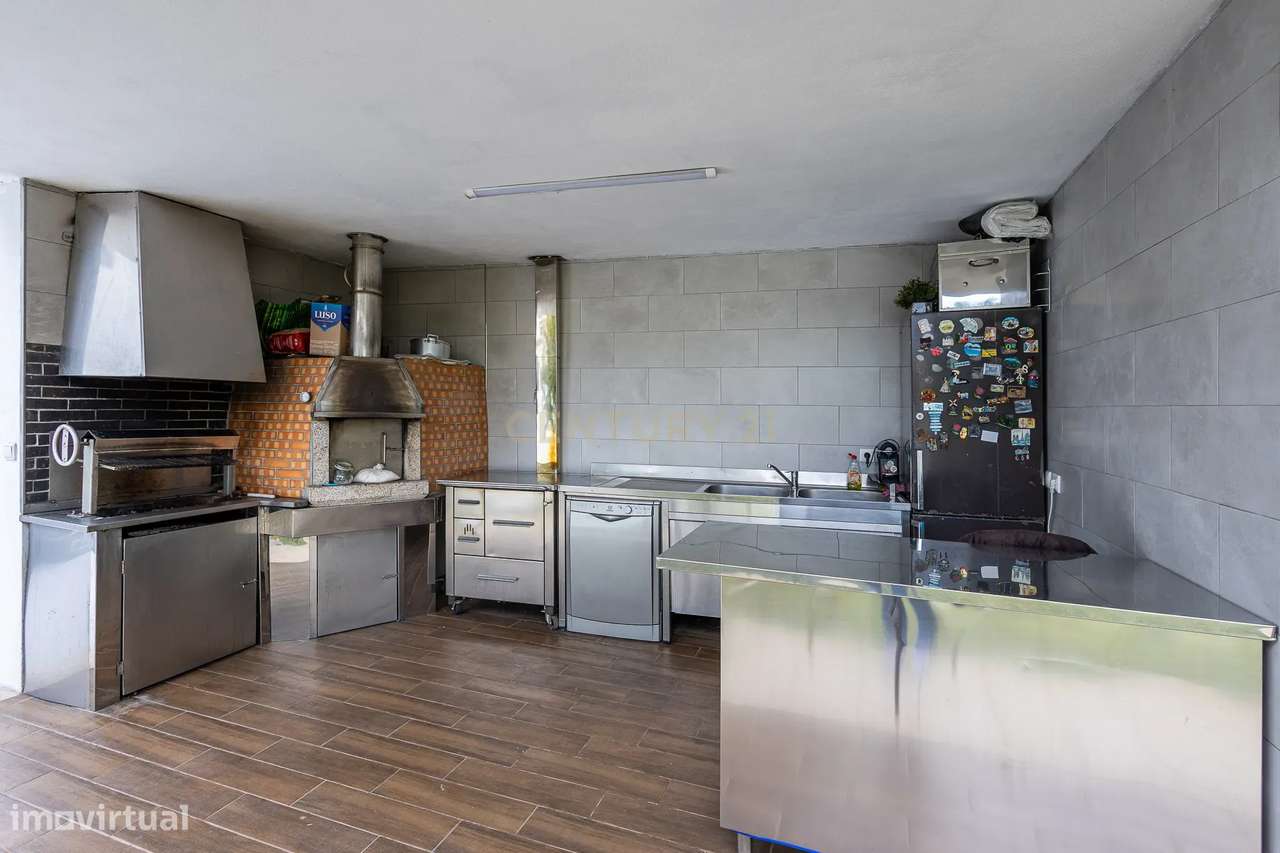 Moradia T4 - Vila de Cucujães - Oliveira de Azeméis-42