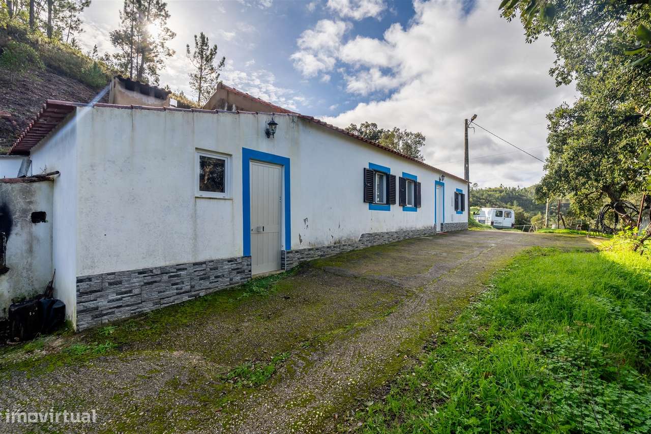 Moradia T2 remodelada em Monchique - Grande imagem: 5/35