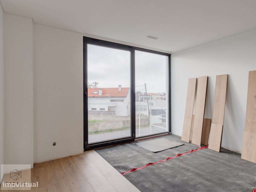 Moradia T4 com piscina no Magoito Sintra-15