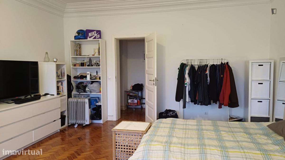 Quarto - localizado em Alvalade Lisbon - Grande imagem: 4/9
