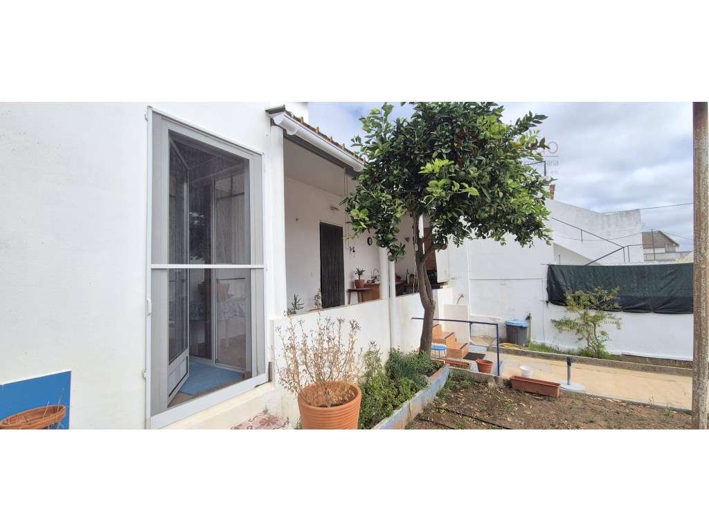 MORADIA T3 - SÃO DOMINGOS - Com Garagem e espaço exterior-27