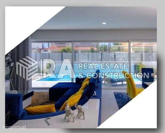 Moradia T4 Venda em Charneca de Caparica e Sobreda,Almada - Grande imagem: 1/16